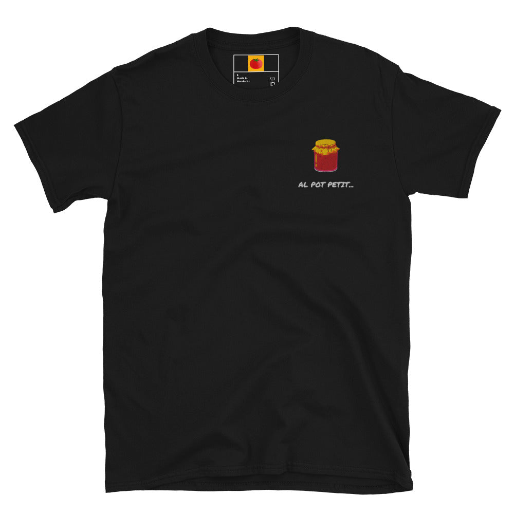 Samarreta brodada negre Al pot petit hi ha la bona confitura – Tot Queda en Família